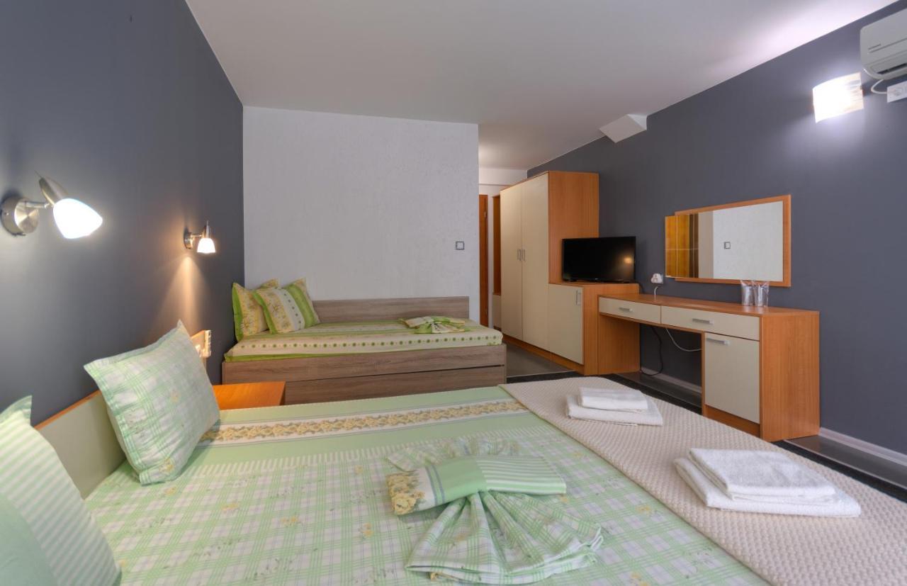 Casa Di Angel Hotell Sinemoretz Exteriör bild